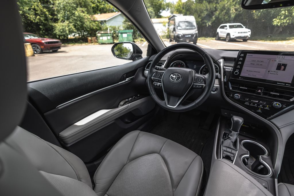 2022 Toyota Camry XLE thumbnail 20