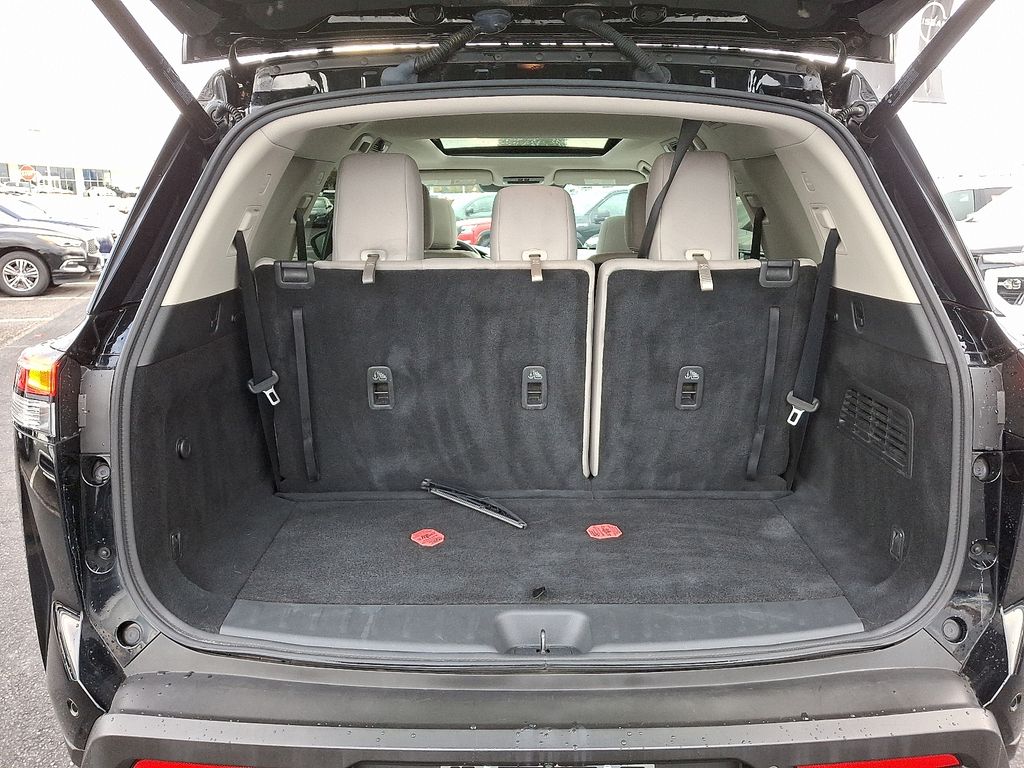 Thumbnail: 2022 Nissan Pathfinder - 30