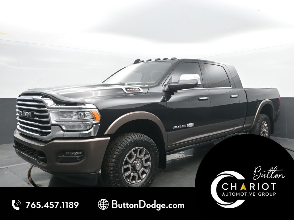 Diamond Black Crystal Pearlcoat 2022 RAM 3500 Pickup Truck Four-Wheel Drive 6-Speed Automatic