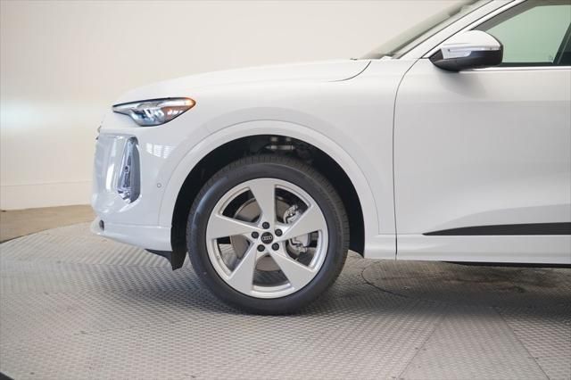 Thumbnail: 2025 Audi Q5 - 2