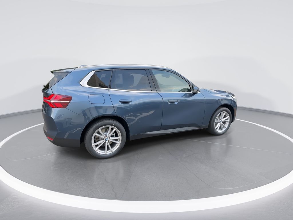 Thumbnail: 2025 BMW X3 - 8