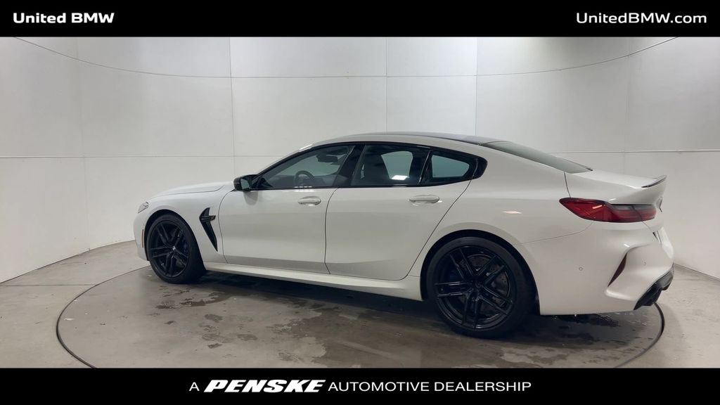 Thumbnail: 2021 BMW M8 - 6