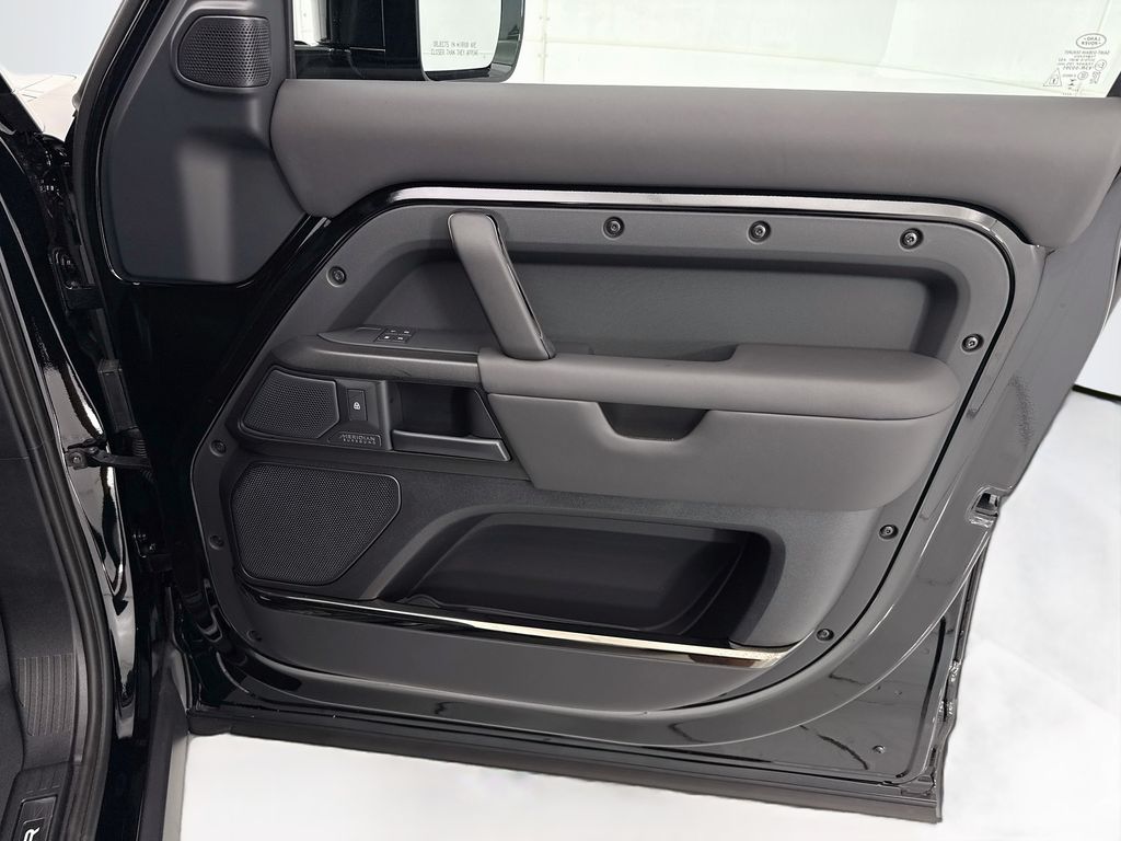 Thumbnail: 2026 Land Rover Defender - 25