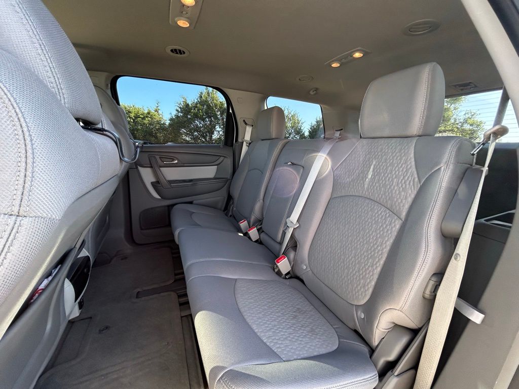 2016 GMC Acadia SLE 7