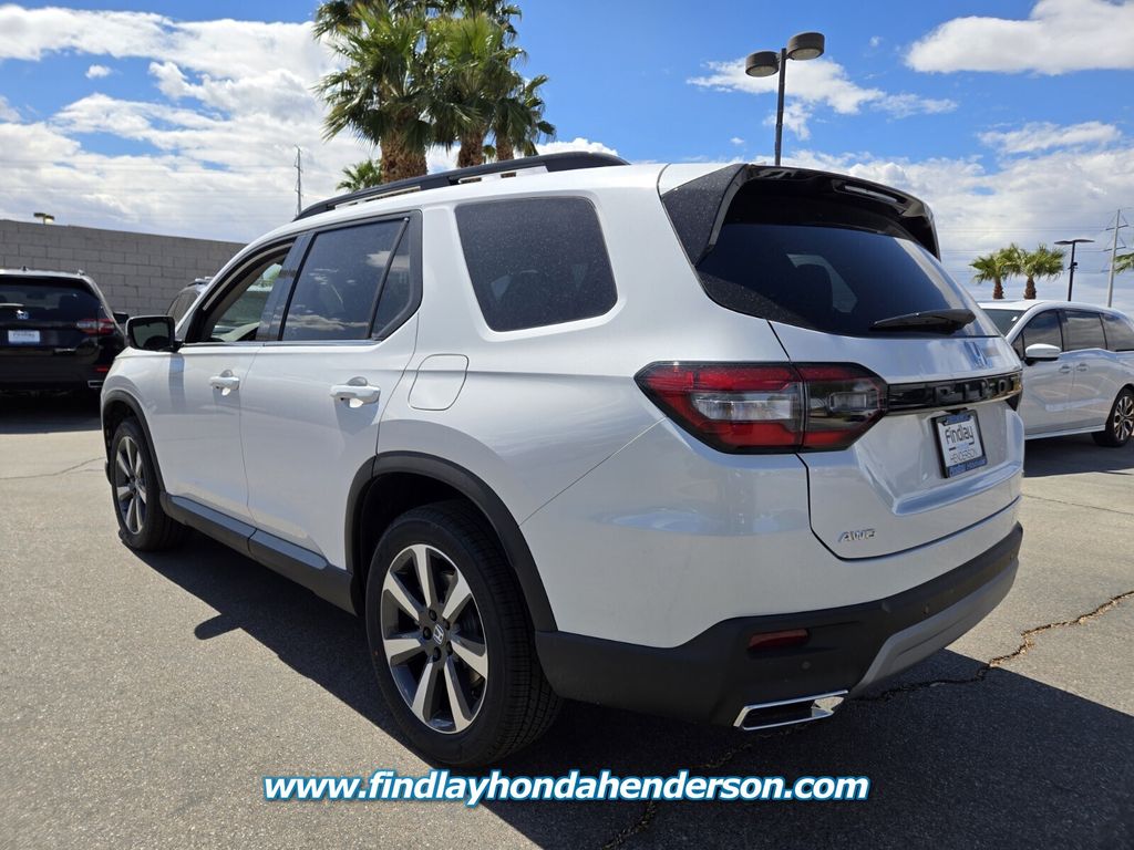 2025 Honda Pilot Touring photo