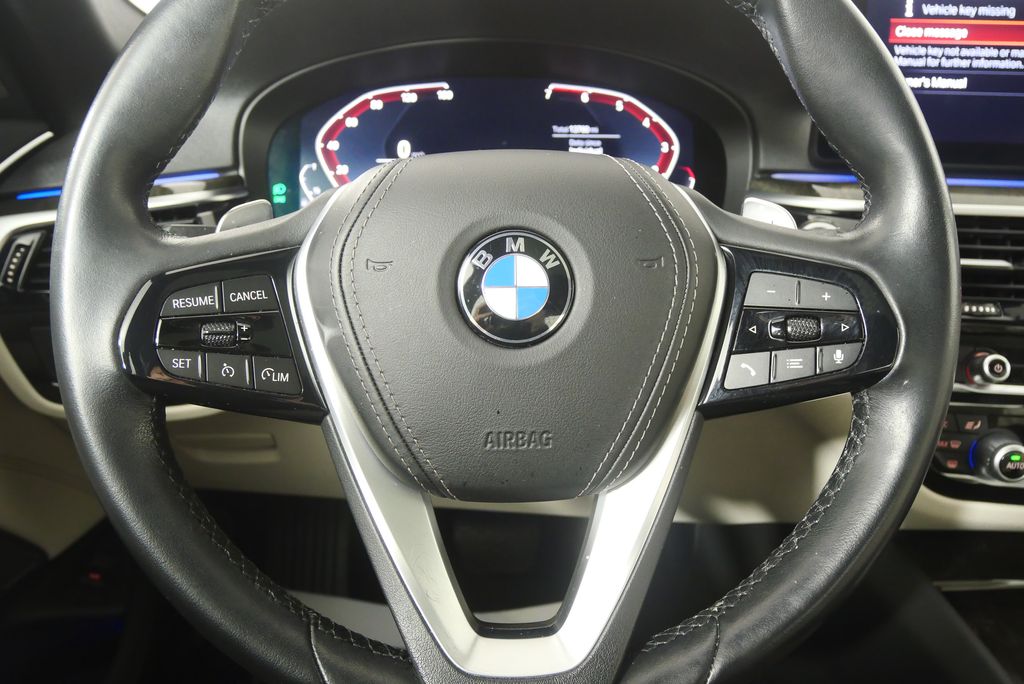 Thumbnail: 2023 BMW 5 Series - 19