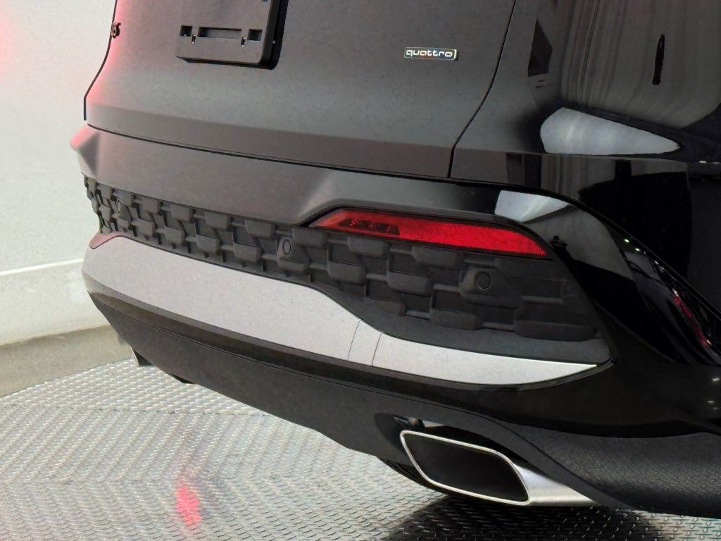 2025 Audi Q5 Premium 9