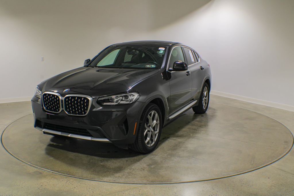2023 BMW X4 xDrive30i