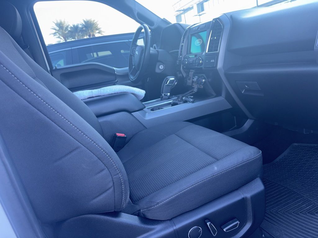 Thumbnail: 2016 Ford F-150 - 5