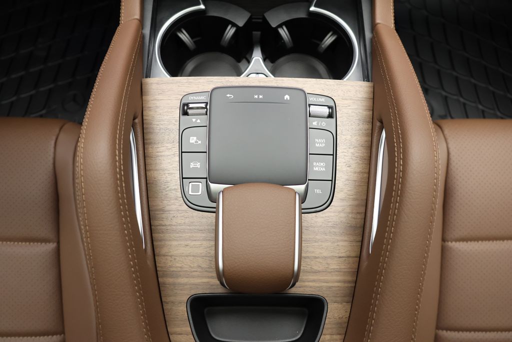 Thumbnail: 2026 Mercedes-Benz GLE - 28