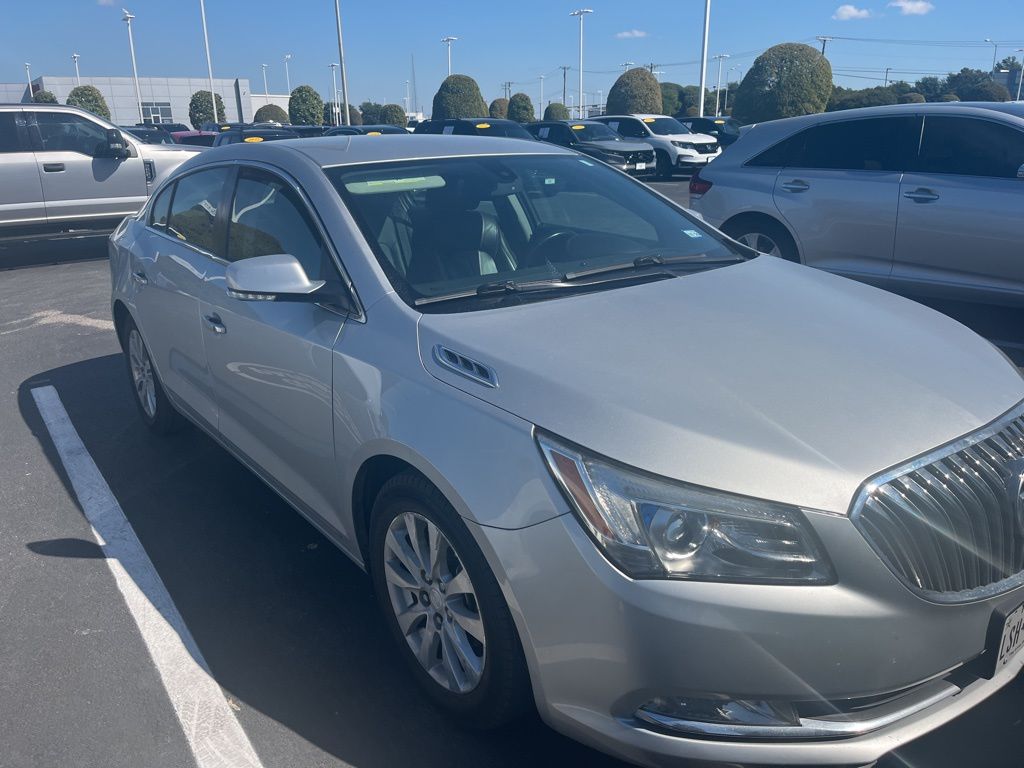 Thumbnail: 2015 Buick LaCrosse - 3