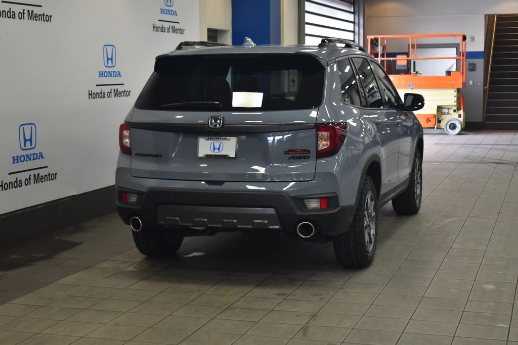 Thumbnail: 2022 Honda Passport - 8