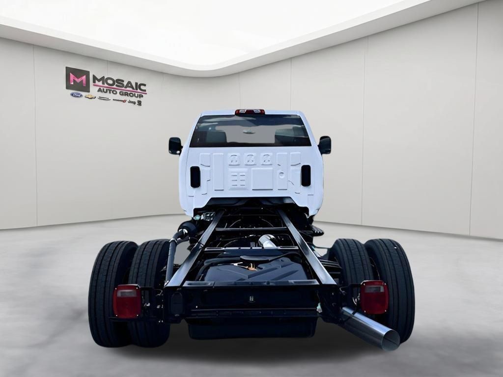 2024 Chevrolet Silverado 6500HD
