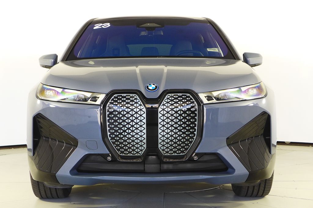 Thumbnail: 2023 BMW iX - 3