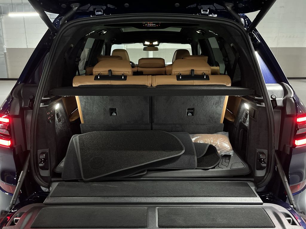 2026 BMW X7 xDrive40i 25