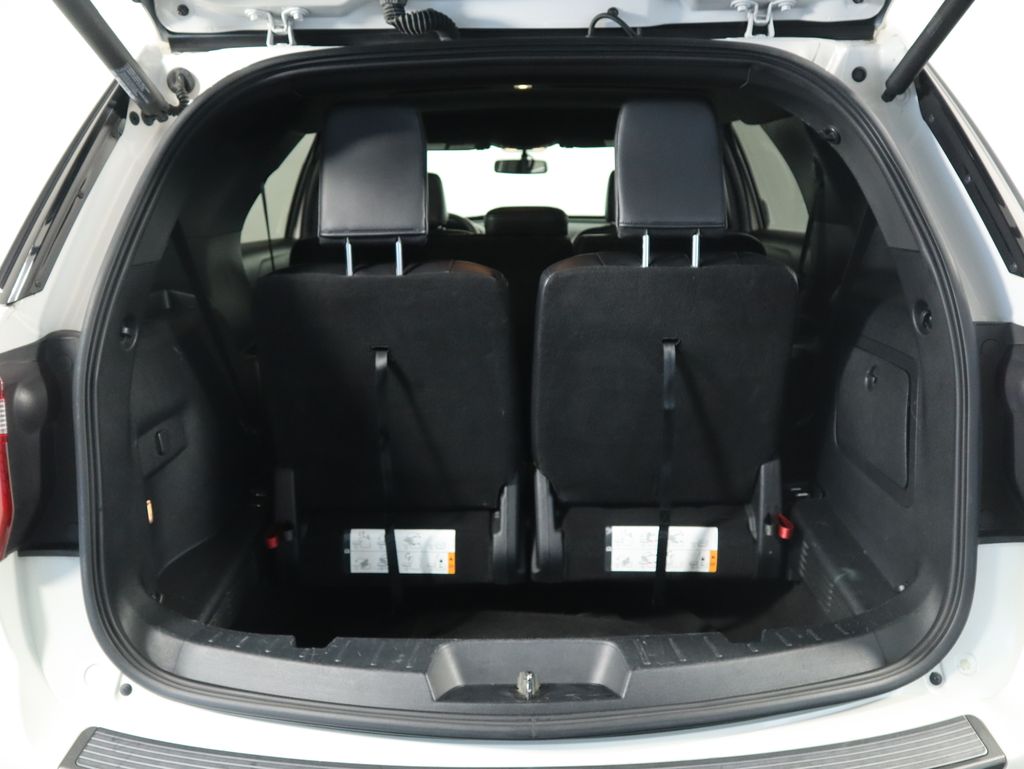 Thumbnail: 2019 Ford Explorer - 28