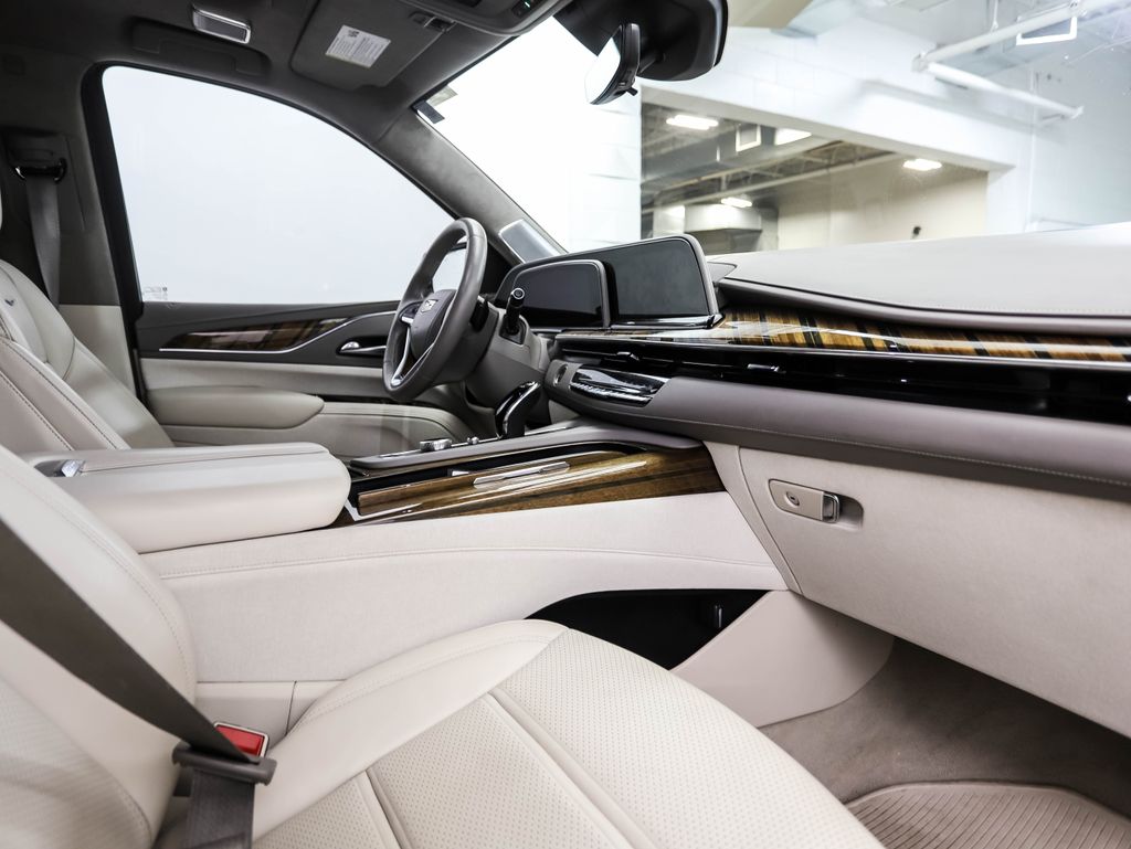 2022 Cadillac Escalade Sport Platinum 32