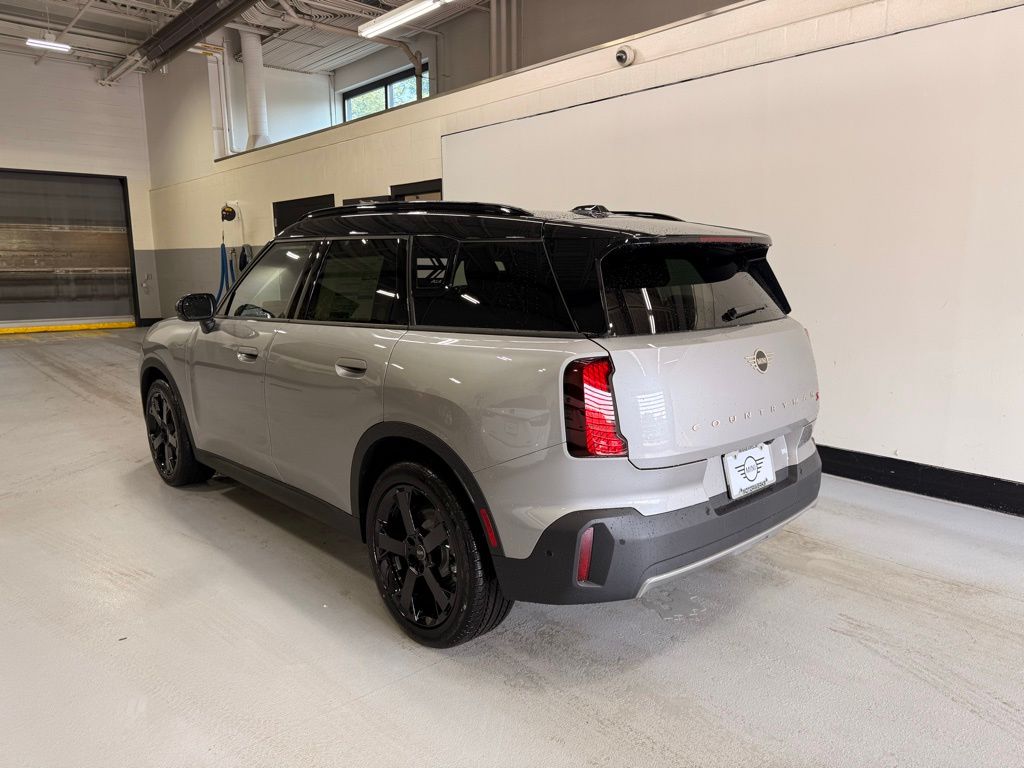 Thumbnail: 2025 MINI Cooper Countryman - 3