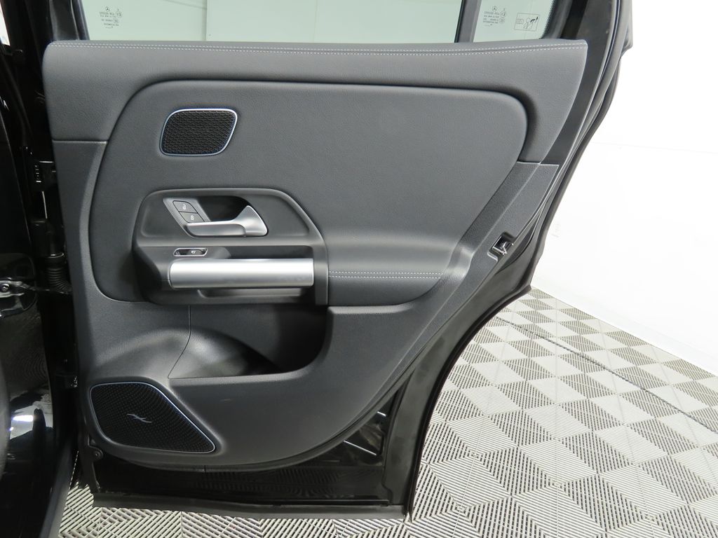 Thumbnail: 2025 Mercedes-Benz GLA - 26