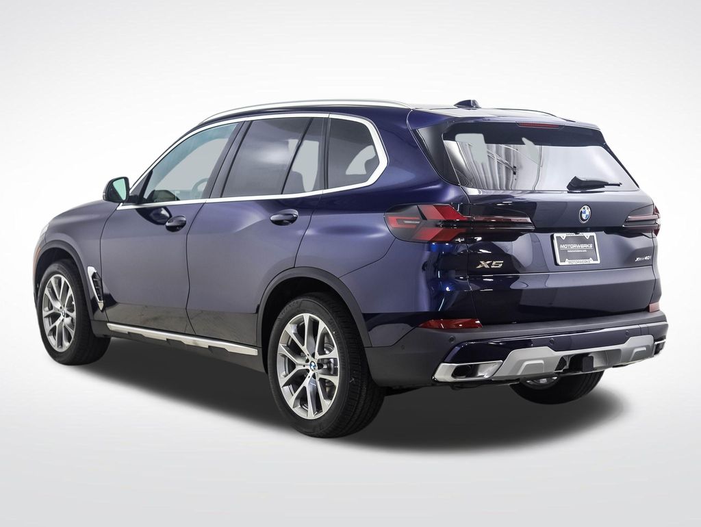 Thumbnail: 2026 BMW X5 - 3