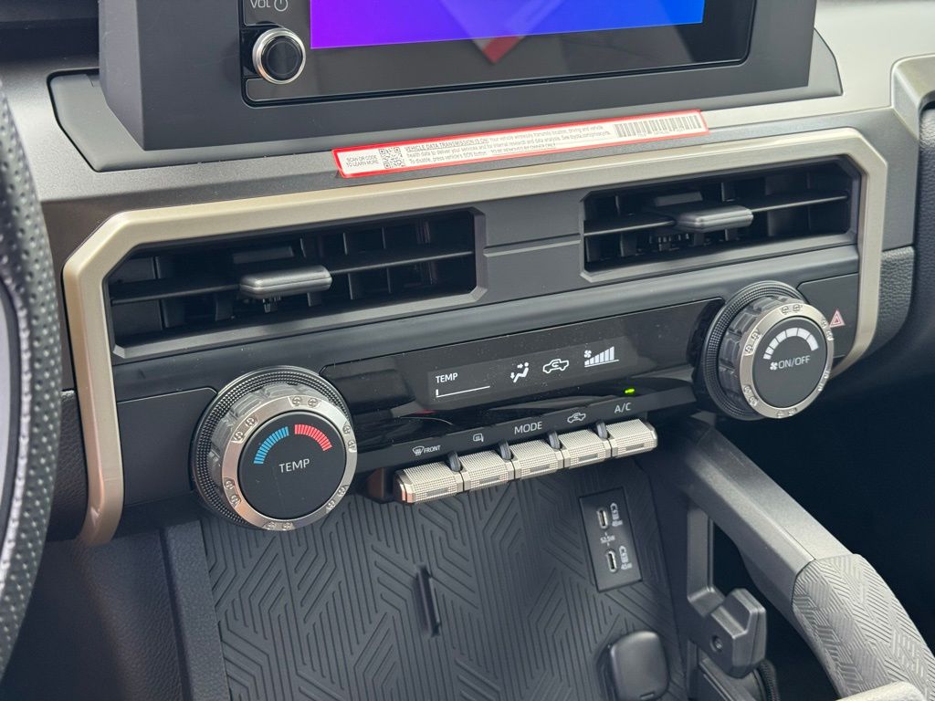 2025 Toyota Tacoma SR5 Double Cab photo 21