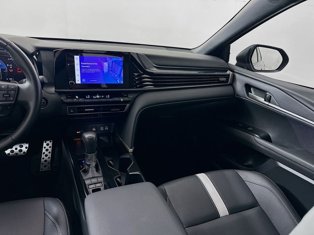 Thumbnail: 2025 Toyota Camry - 23