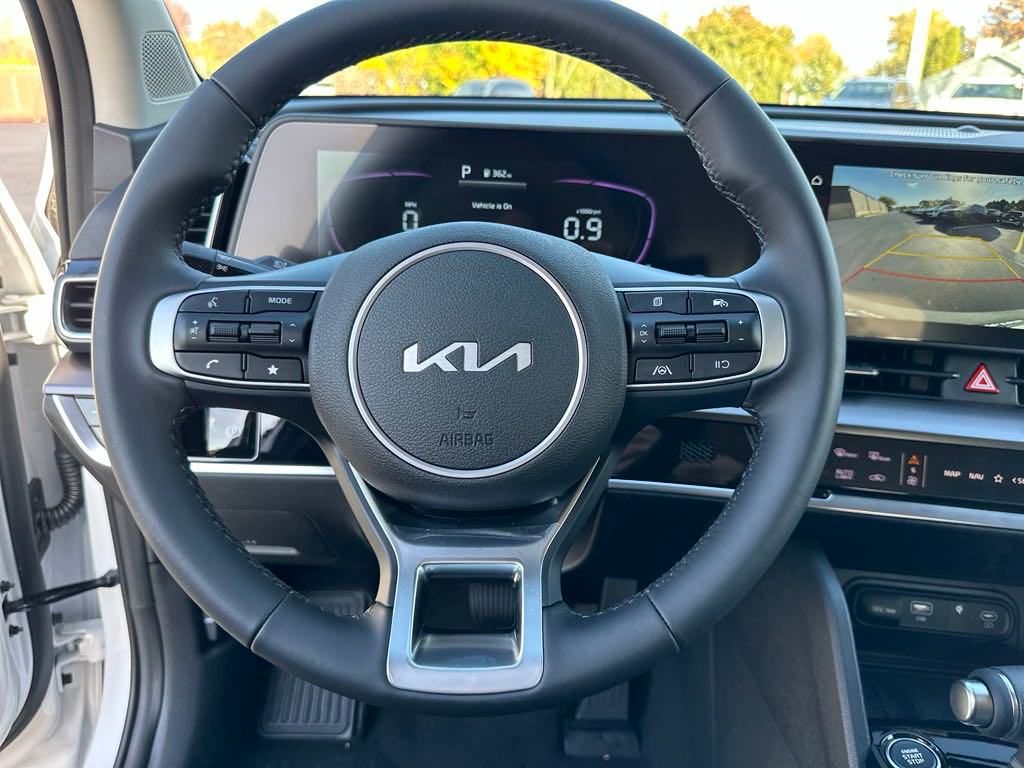 2025 Kia Sportage EX photo