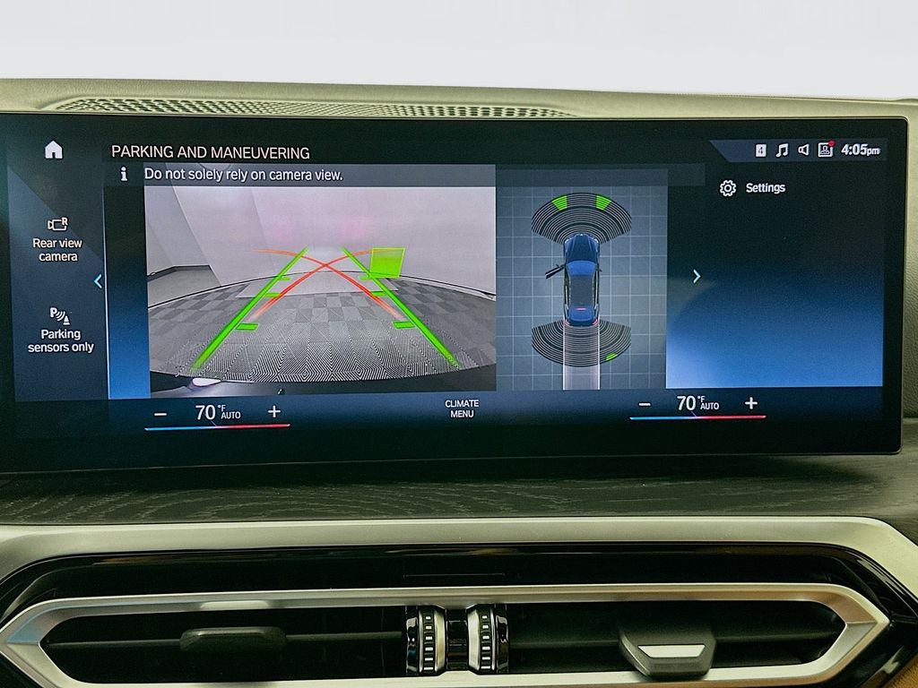 Thumbnail: 2023 BMW i4 - 13