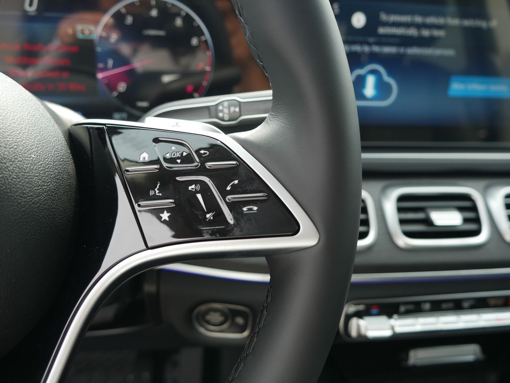 Thumbnail: 2026 Mercedes-Benz GLE - 31