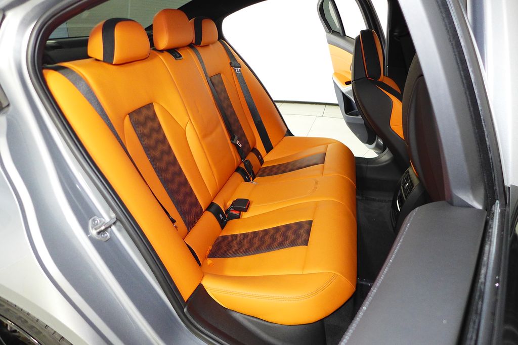 Thumbnail: 2022 BMW M3 - 19