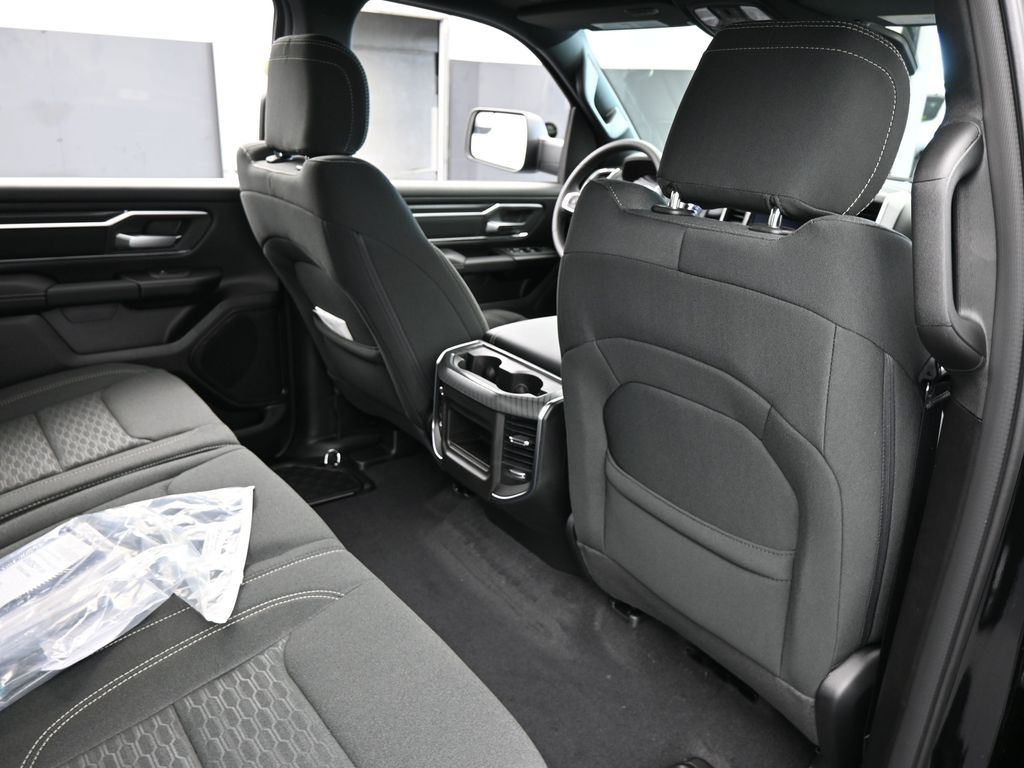 New 2026 Diamond Black Crystal Pearlcoat Ram Big Horn/Lone Star image 36