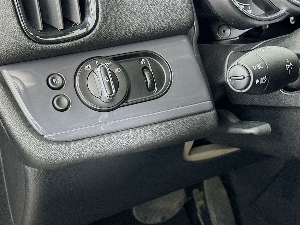 Thumbnail: 2019 MINI Cooper Countryman - 10