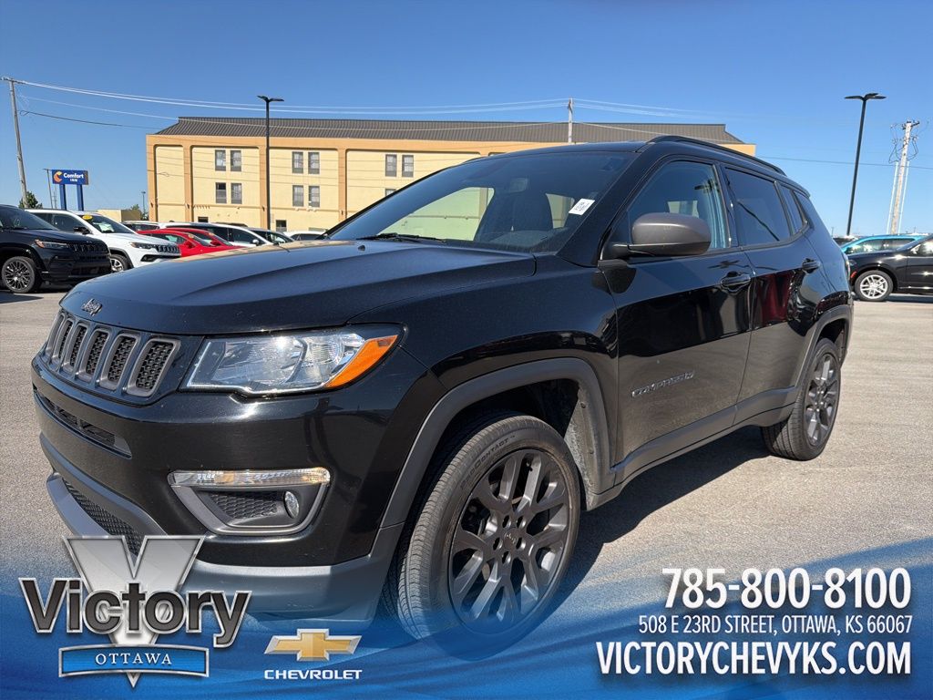 Diamond Black Crystal Pearlcoat 2021 Jeep Compass SUV / Crossover Four-Wheel Drive 9-Speed Automatic