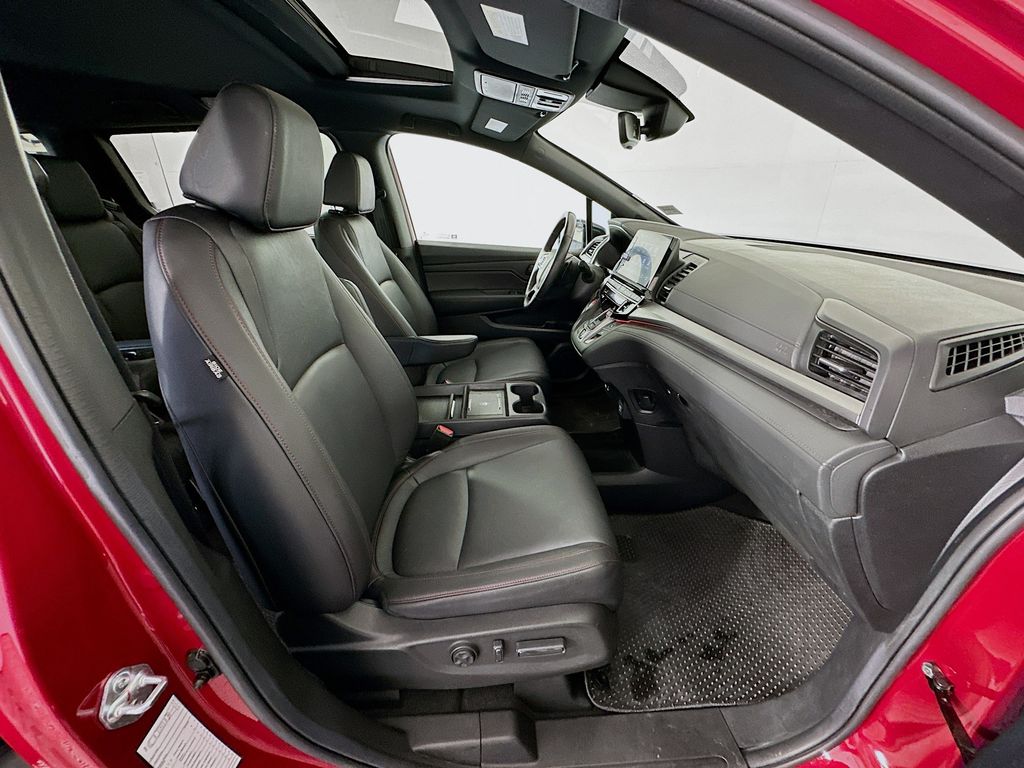 Thumbnail: 2025 Honda Odyssey - 29