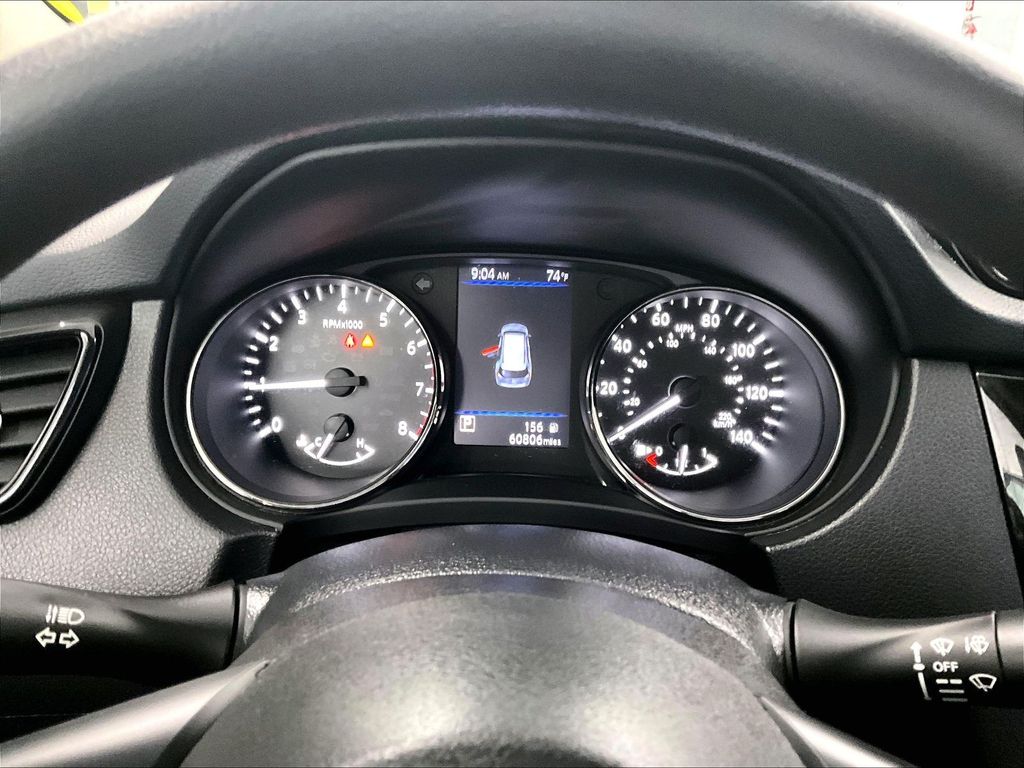 2019 Nissan Rogue — photo 25