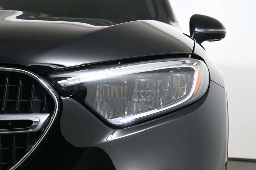 Thumbnail: 2026 Mercedes-Benz GLC - 10