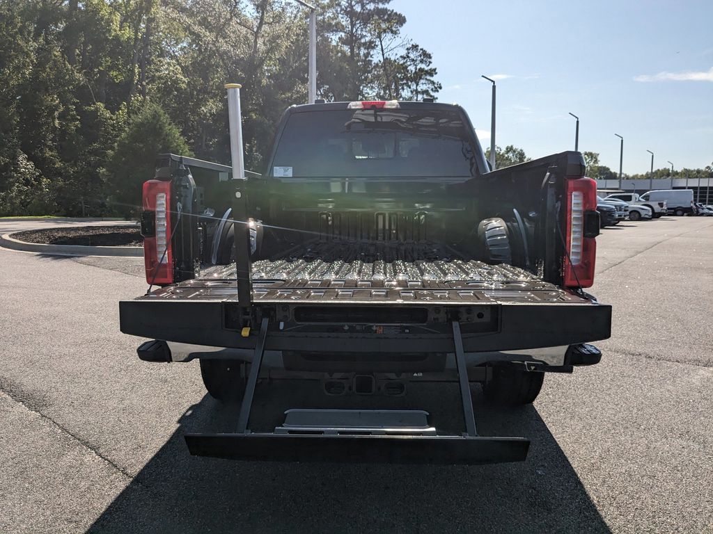 2025 Ford F-250 Super Duty Lariat