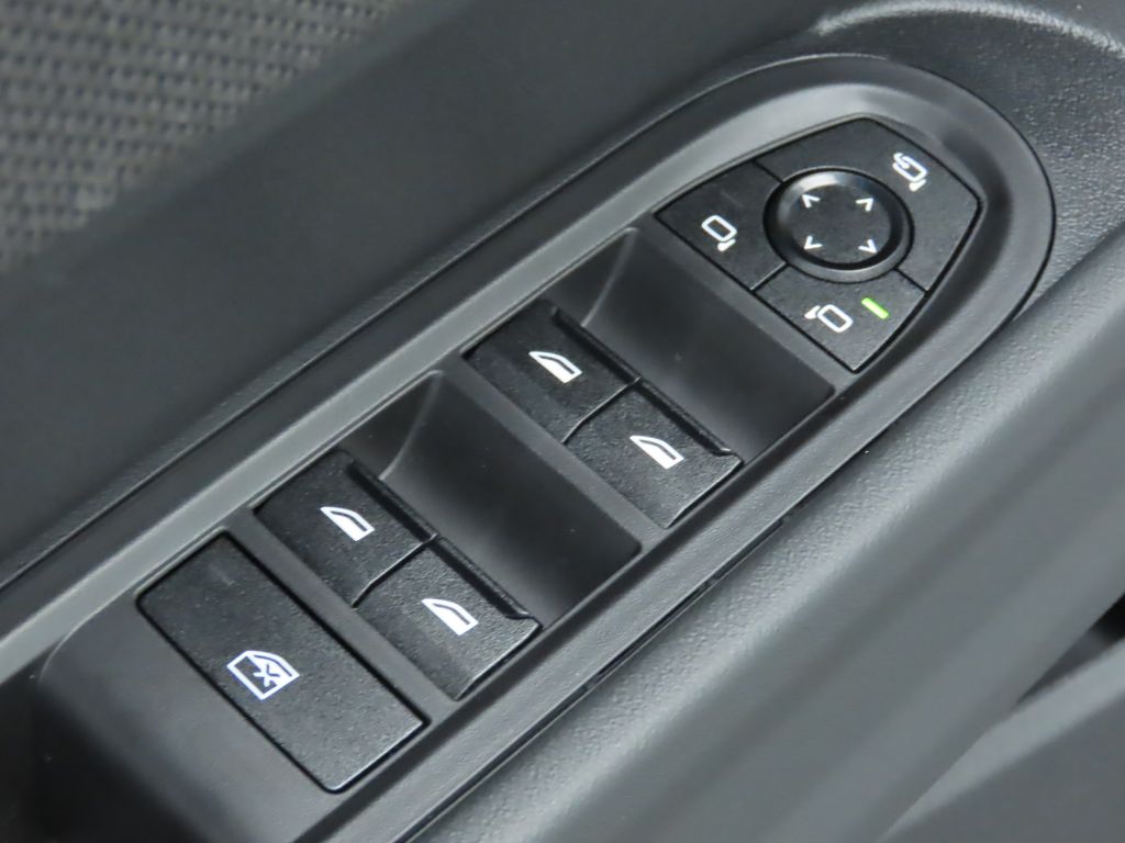 Thumbnail: 2026 MINI Cooper - 25