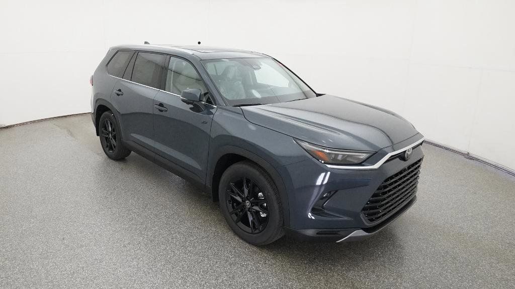 2025 Toyota Grand Highlander Limited 16