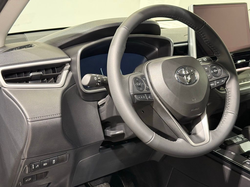 Thumbnail: 2026 Toyota Corolla Cross - 17