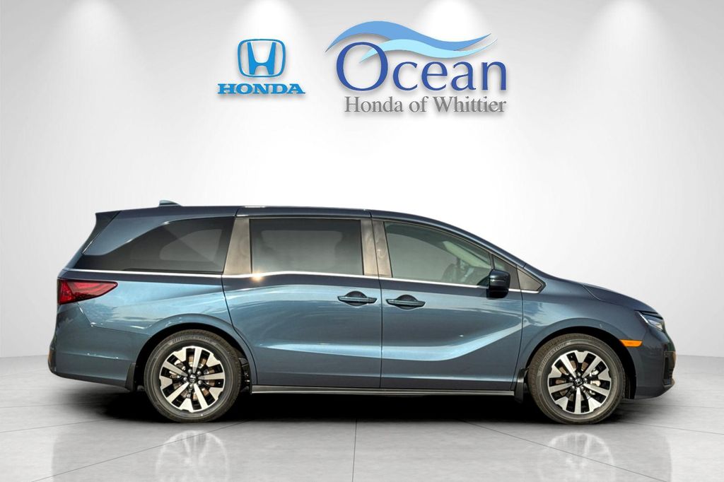 New 2026 Smoke Blue Pearl Honda EX-L image 3