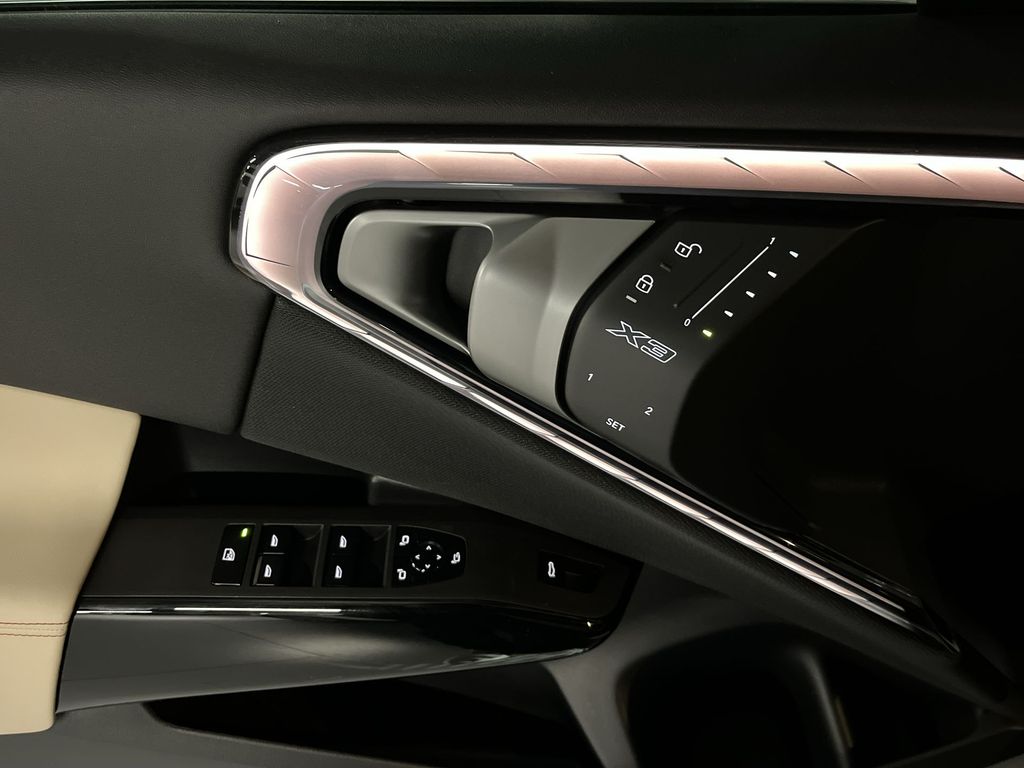 Thumbnail: 2026 BMW X3 - 13