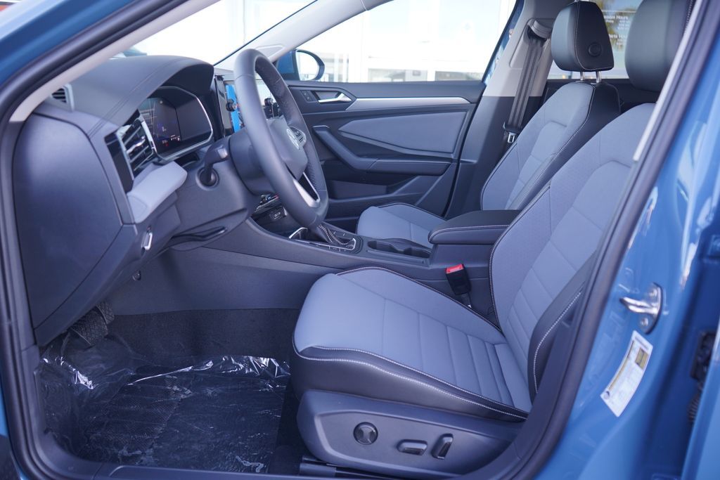 Thumbnail: 2026 Volkswagen Jetta - 6