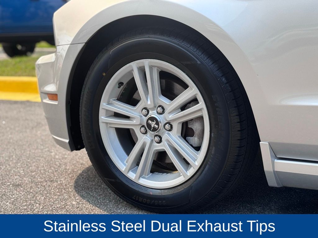 2014 Ford Mustang V6