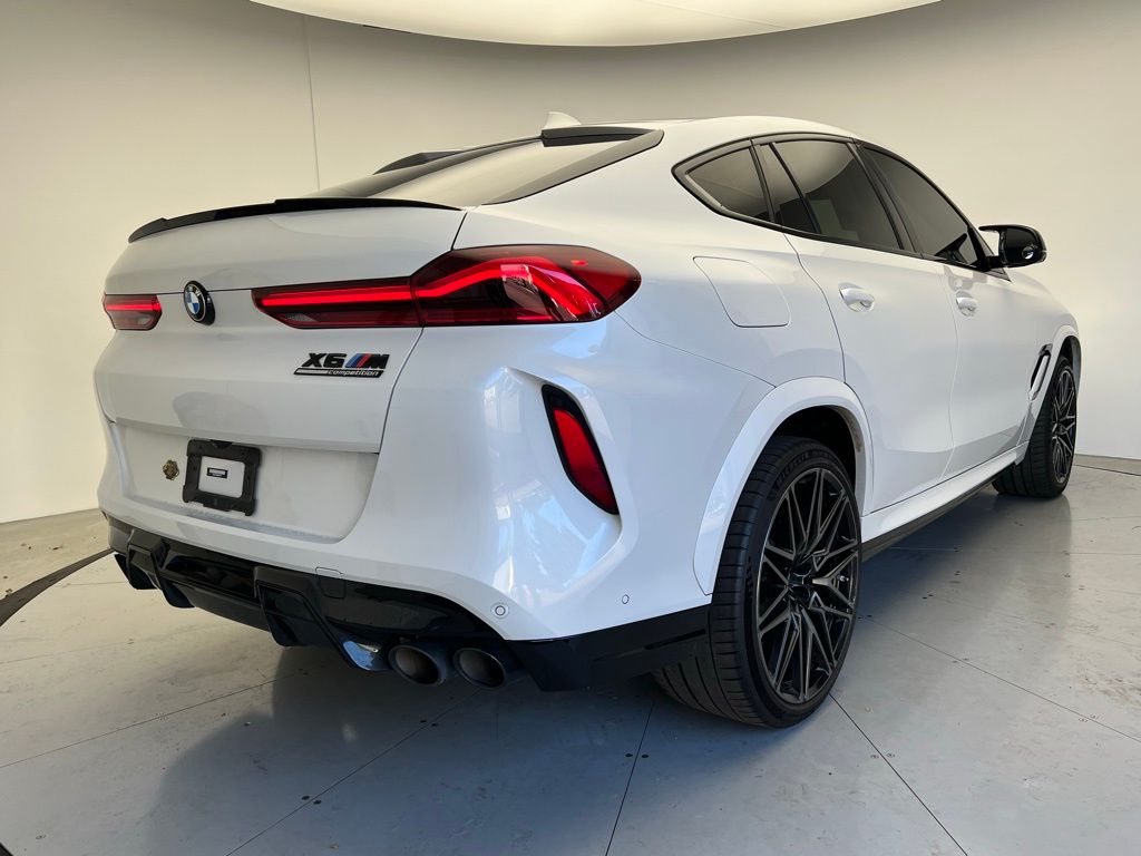 Thumbnail: 2022 BMW X6 - 3