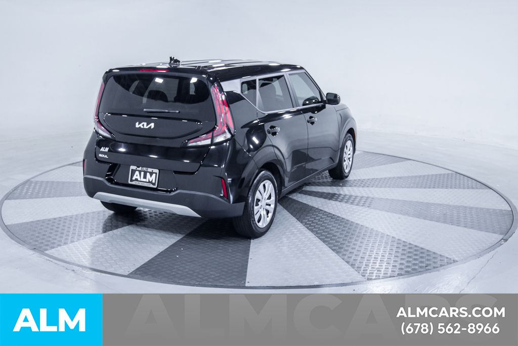 Used 2023 Black Kia LX image 19