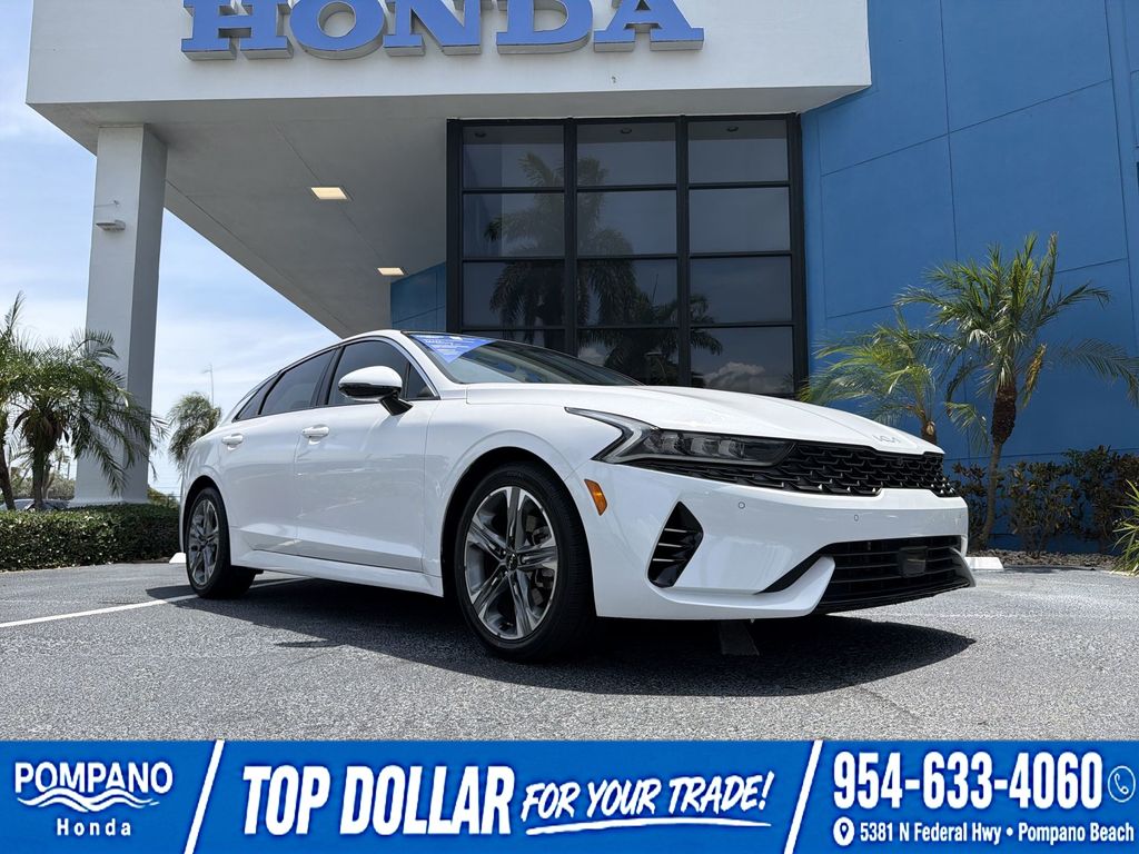 Glacial White Pearl 2023 Kia K5 Sedan Front-Wheel Drive 8-Speed Automatic