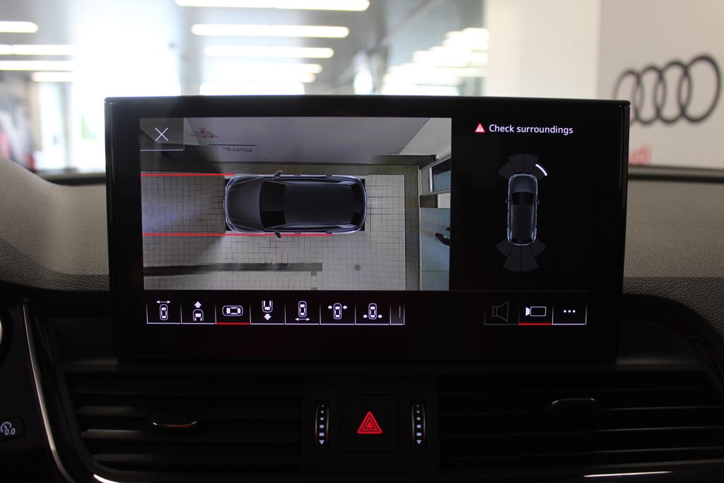 Thumbnail: 2023 Audi Q5 - 20