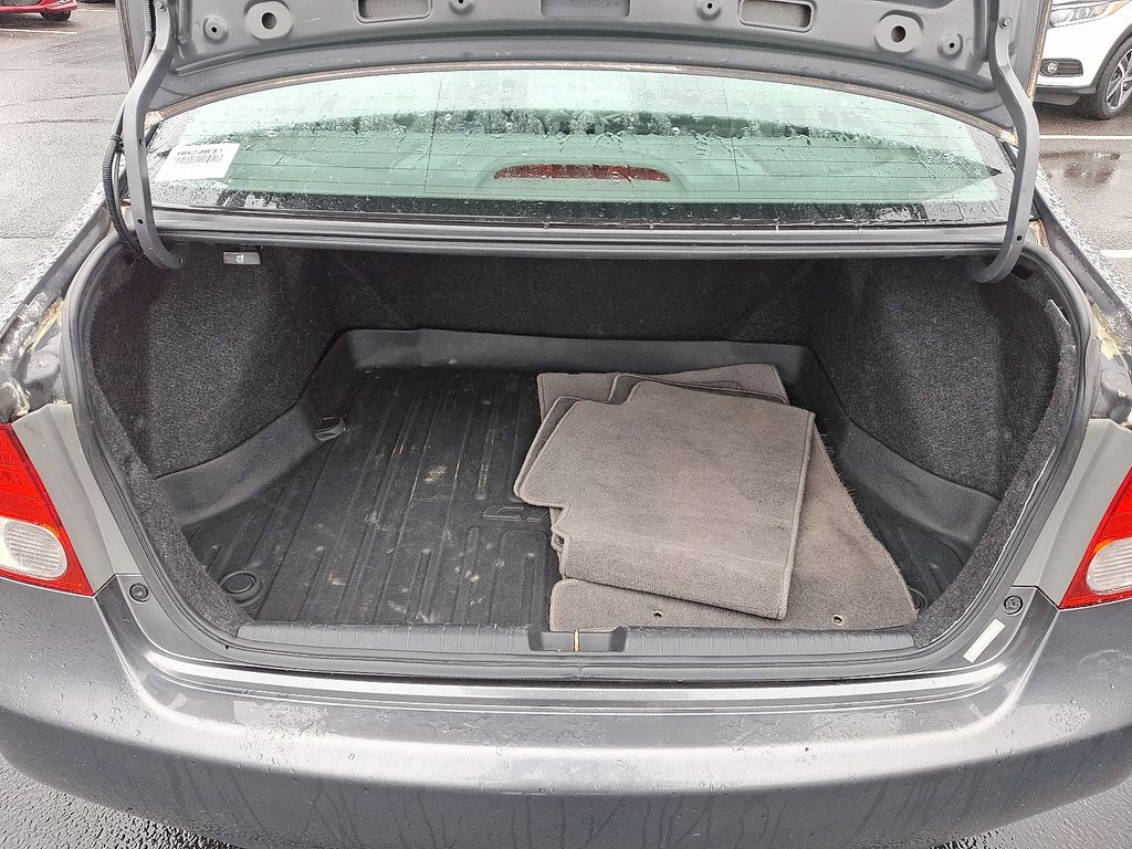 2011 Honda Civic LX 29