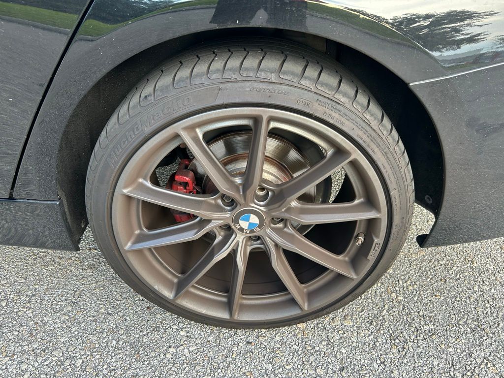 Thumbnail: 2016 BMW 3 Series - 9